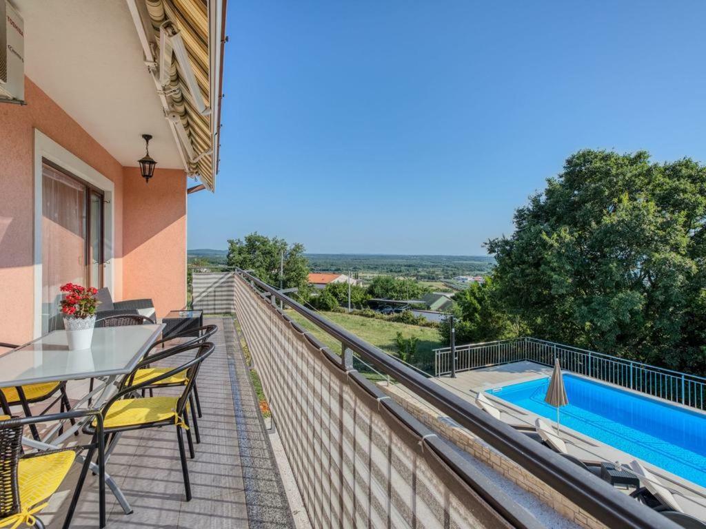 Villa Kuca Legovic Kaštelir Exterior foto